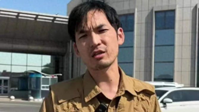 铁头敲诈获刑记